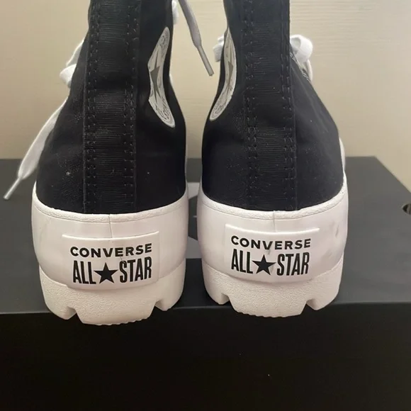 Converse Ctas Lugged Hi Black/White US 7 - Picture 4 of 8